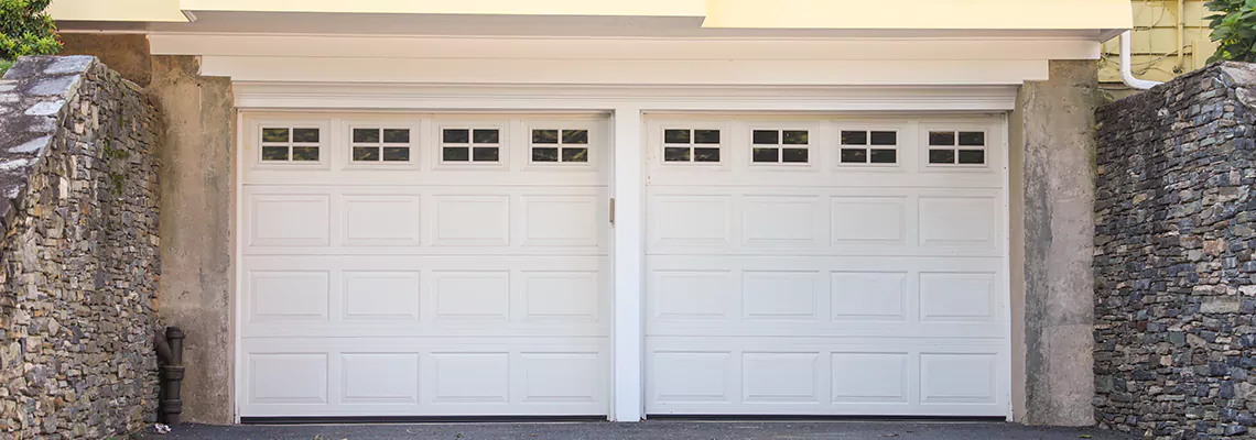 Windsor Wood Garage Doors Installation in Town n Country, FL